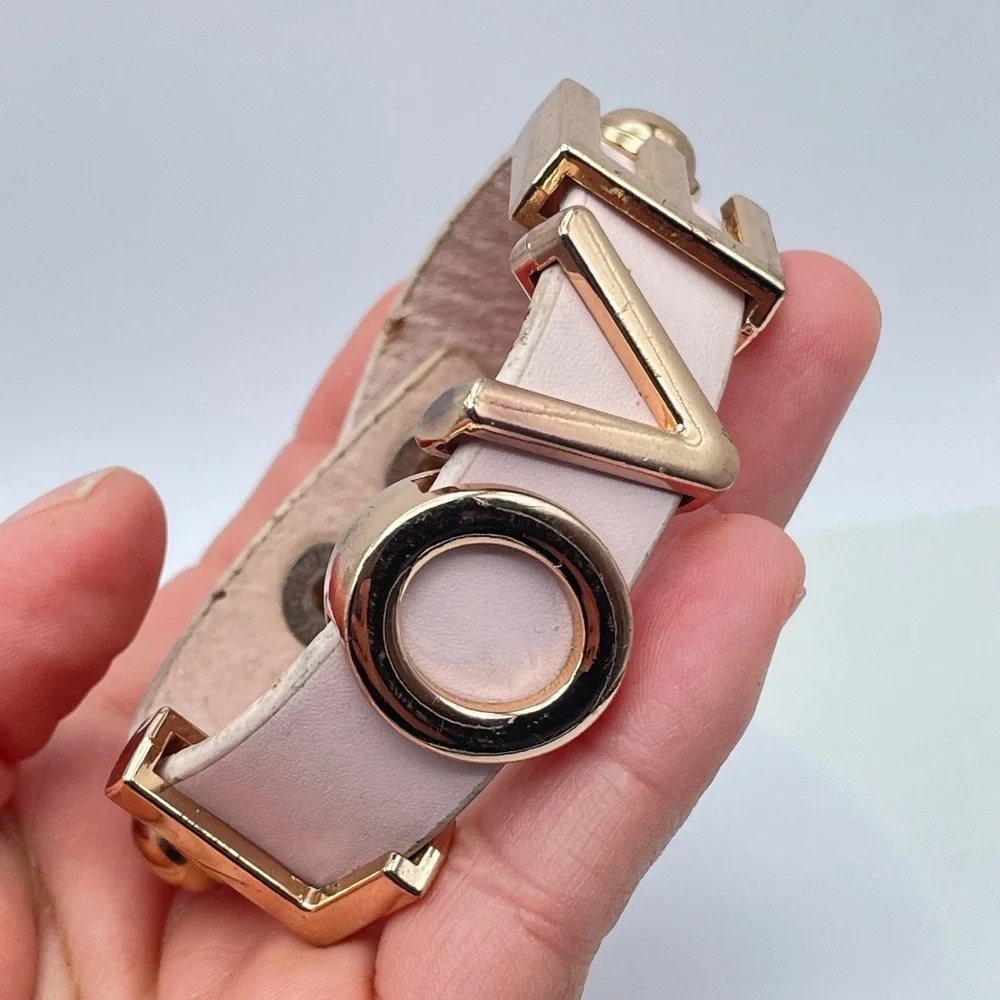 Valentine Gift Fashion Gold-Tone Classic Pink Vegan Leather "Love" Snap Bracelet - Picture 9 of 10